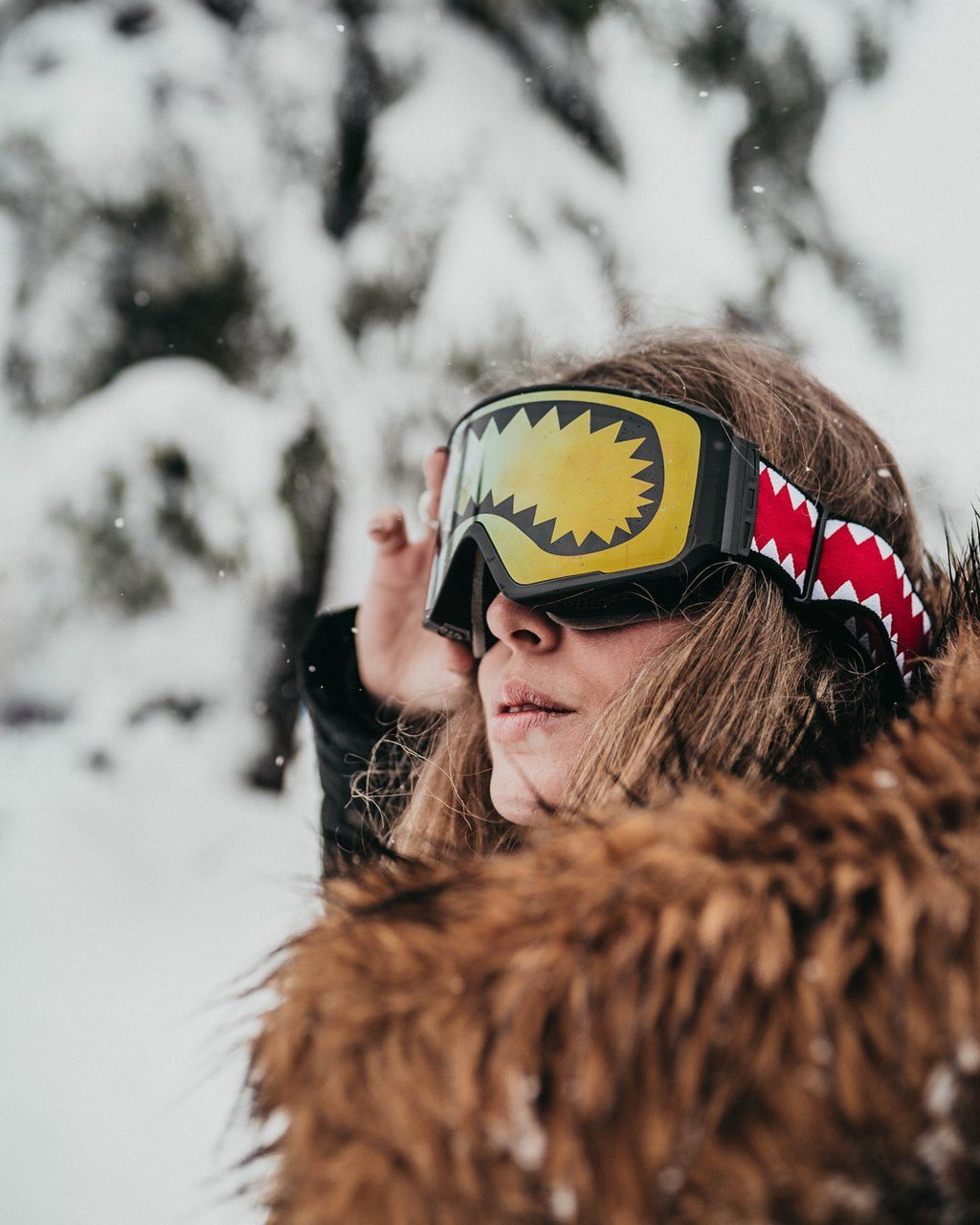 Limited Edition SPRAYGROUND SHARK GOGGLES WITH 3 INTERCHANGEABLE LENS