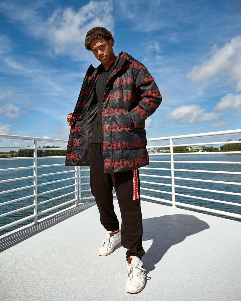 Limited Edition SG GRAFFITI PUFFER JACKET BLACK