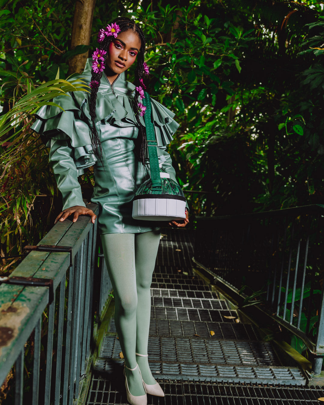 Limited Edition NEW YORK BOTANICAL GARDEN COLLAB - ARBORETUM DOME SHOULDER BAG