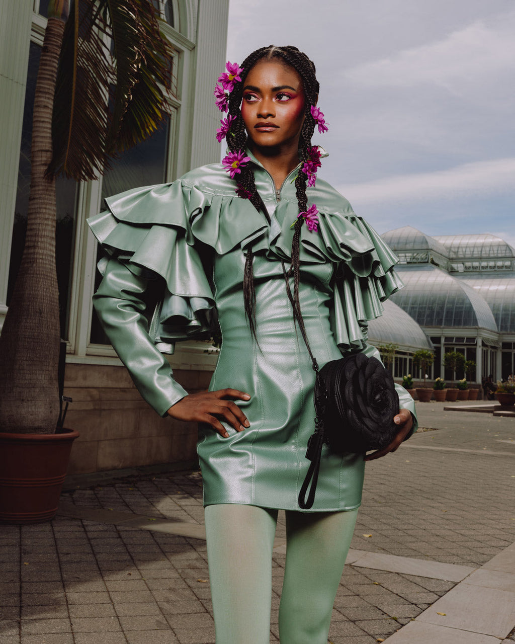 Limited Edition NEW YORK BOTANICAL GARDEN COLLAB - MIDNIGHT BLOOM SHOULDER BAG