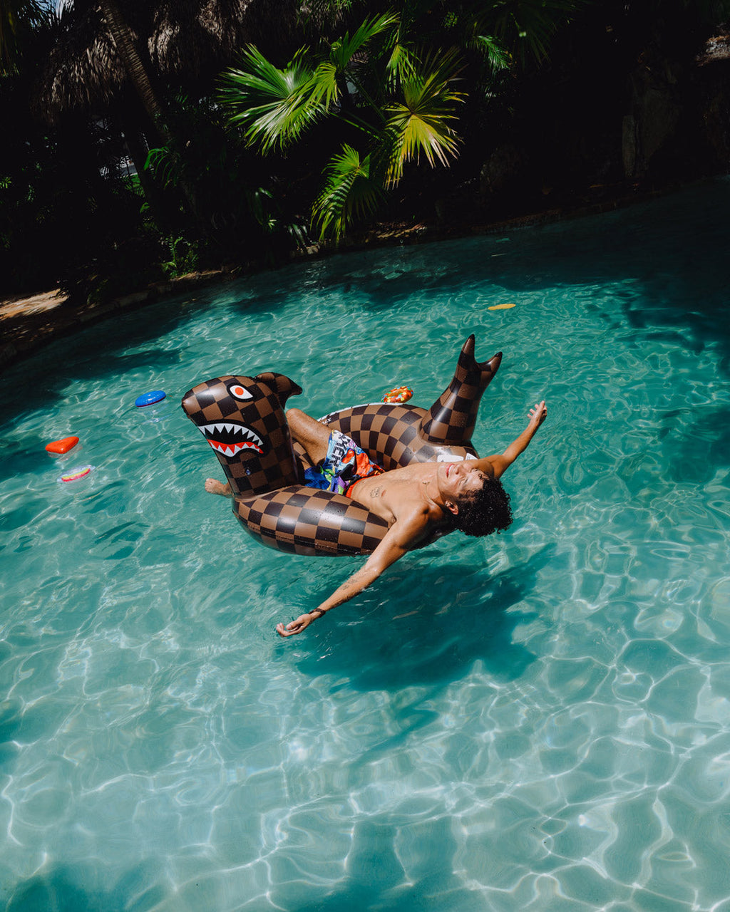Limited Edition SHARK STASH - POOL PARTY FLOATY