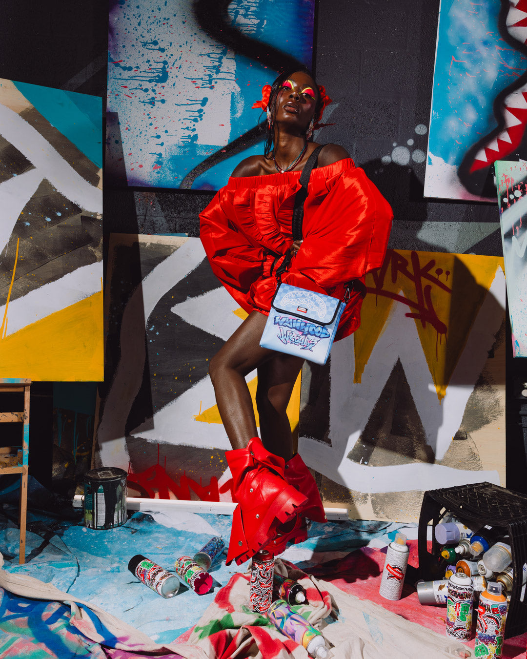 Limited Edition WYNWOOD WALLS COLLAB MURAL MUSEUM MESSENGER SLING