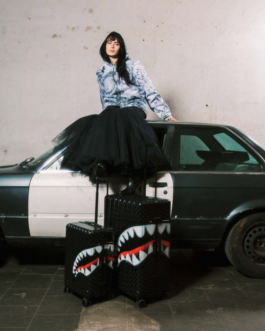 Limited Edition SHARKS IN PARIS HYPER PUFF FULL-SIZE LUGGAGE