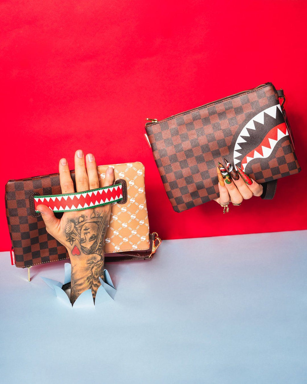Limited Edition PARIS VS FLORENCE CROSSOVER CLUTCH