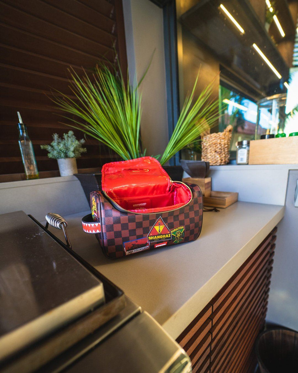 Limited Edition GLOBAL MOGUL TOILETRY BAG