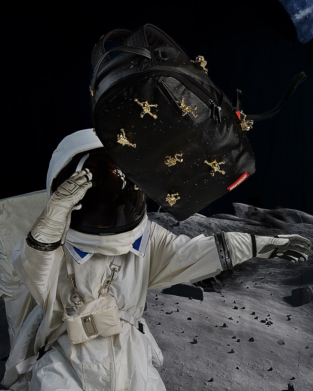 Limited Edition THE LOST IN SPACE BACKPACK 10 3D GOLD METAL ASTRONAUTS