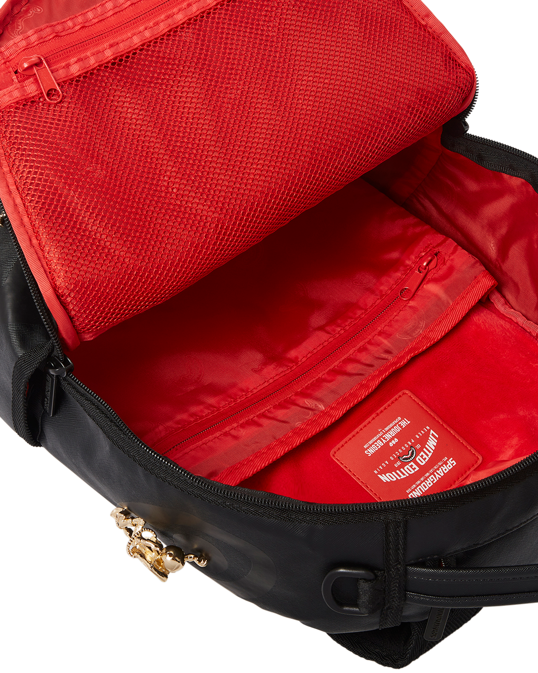 Limited Edition THE LOST IN SPACE BACKPACK 10 3D GOLD METAL ASTRONAUTS