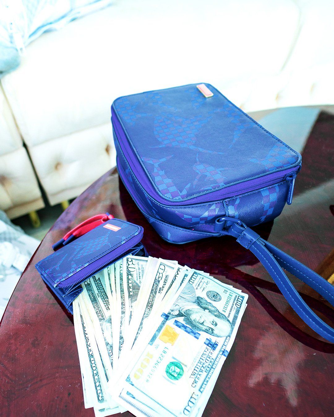 Limited Edition SHARK CHECK BLUE TOILETRY