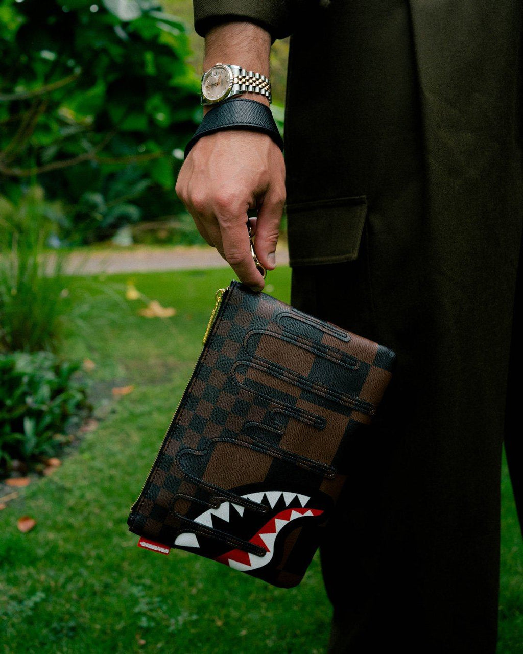 Limited Edition XTC SHARKS IN PARIS CROSSOVER CLUTCH