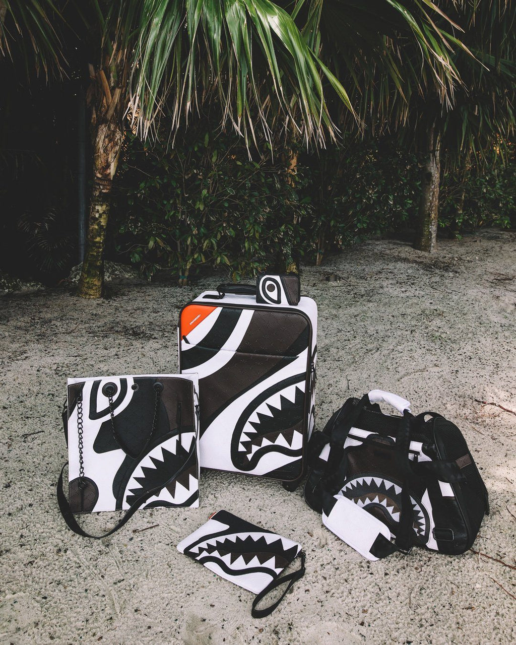 Limited Edition V.V.I.P. PET CARRIER