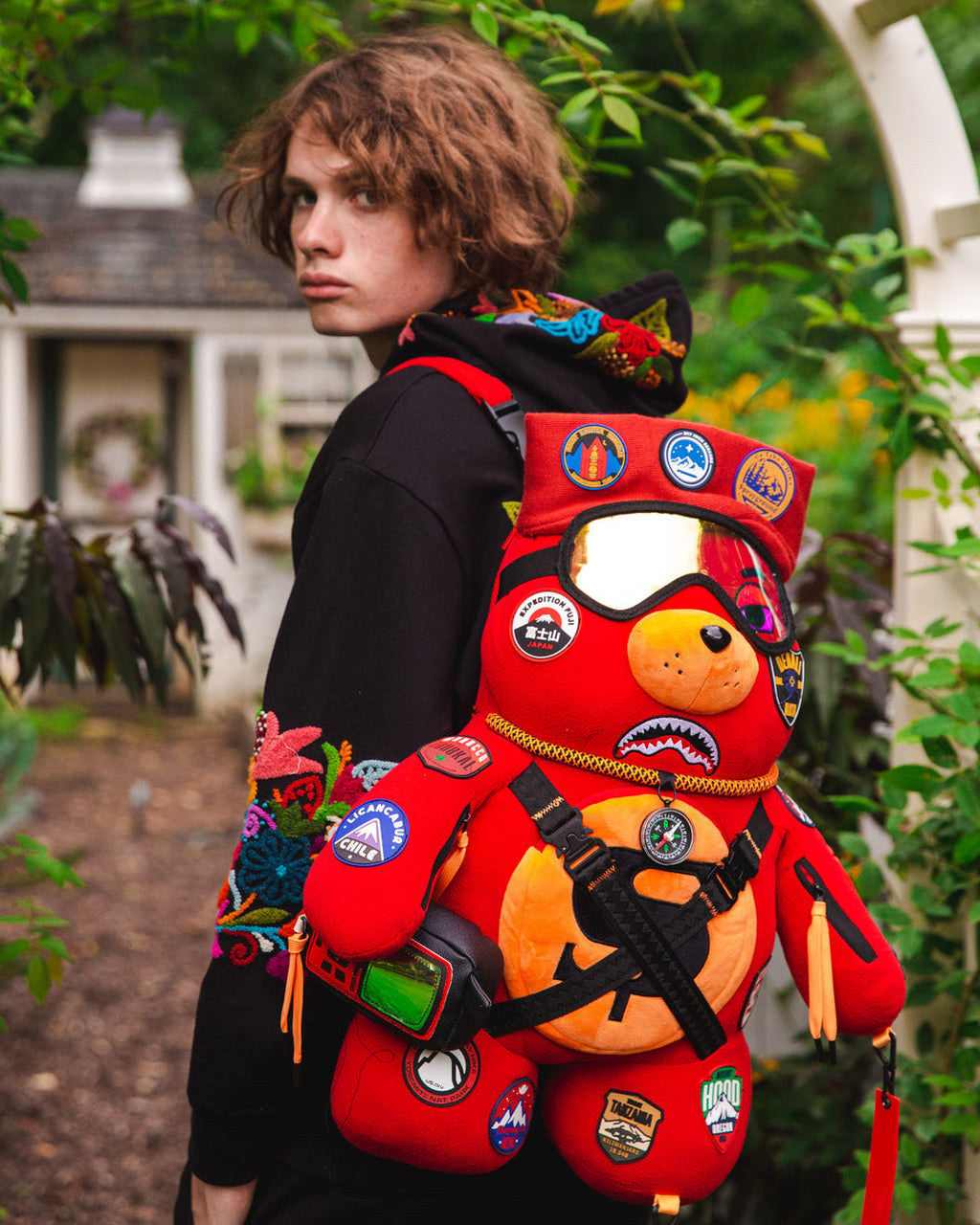Limited Edition THE GLOBAL EXPEDITION MONEYBEAR TEDDYBEAR BACKPACK