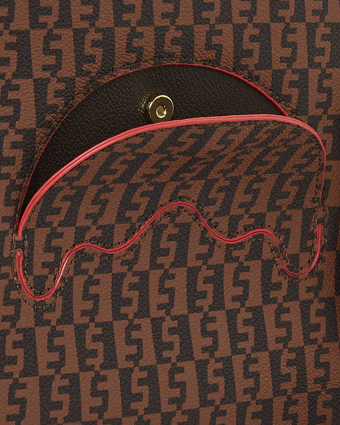 Limited Edition ALPHA NAVIGATOR CROSSOVER CLUTCH