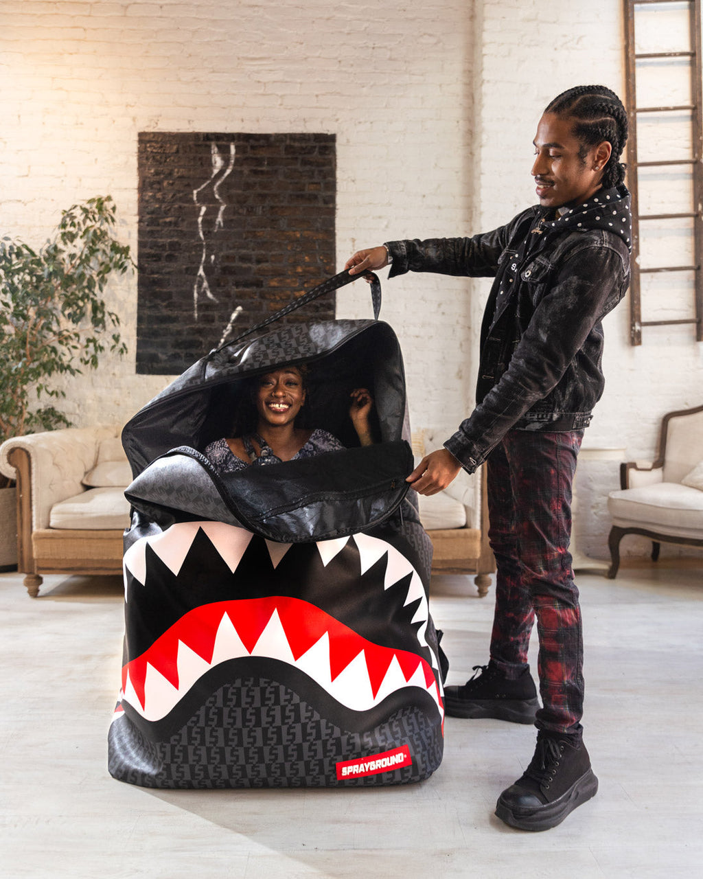 Limited Edition SPRAYGATTI REVV BIGGEST BACKPACK IN THE WORLD