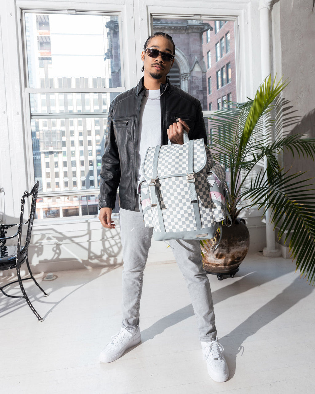 Limited Edition AIR TO THE THRONE JETSET MONTE CARLO