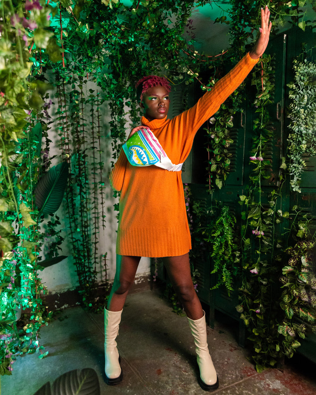 Limited Edition MODUS OPERANDI CHAMELEON SAVVY CROSSBODY