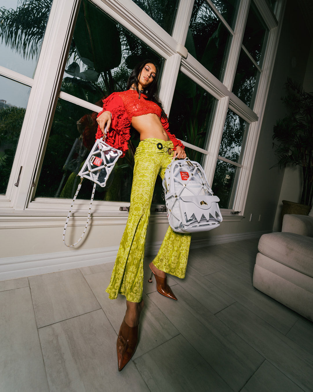 Limited Edition 75001 PARIS CROSSOVER CLUTCH W SHOULDER STRAP