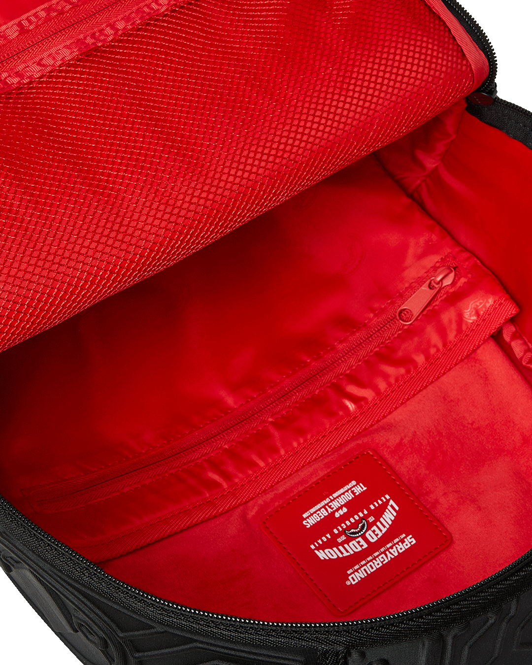 Limited Edition FUTURE FOAM 3D-SHRK BACKPACK
