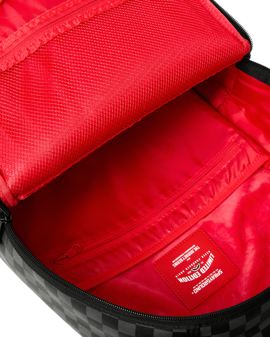 Limited Edition LOONEY TUNES OFFICIAL COLLAB - RUMBLE IN THE SHARK BACKPACK