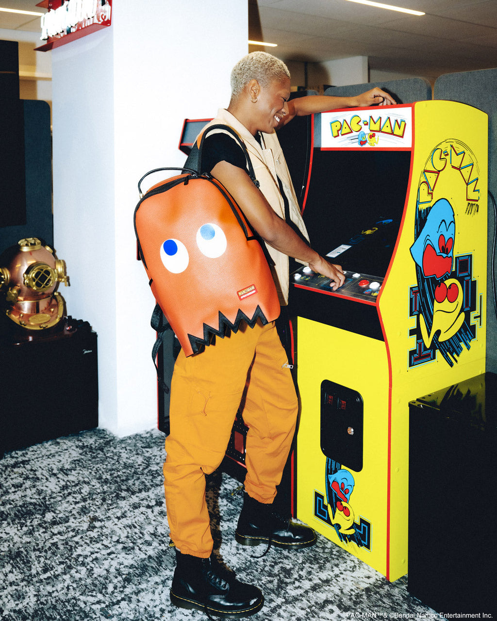 Limited Edition GHOST GANG PAC-MAN MYSTERY PACK COLLECT ALL 5