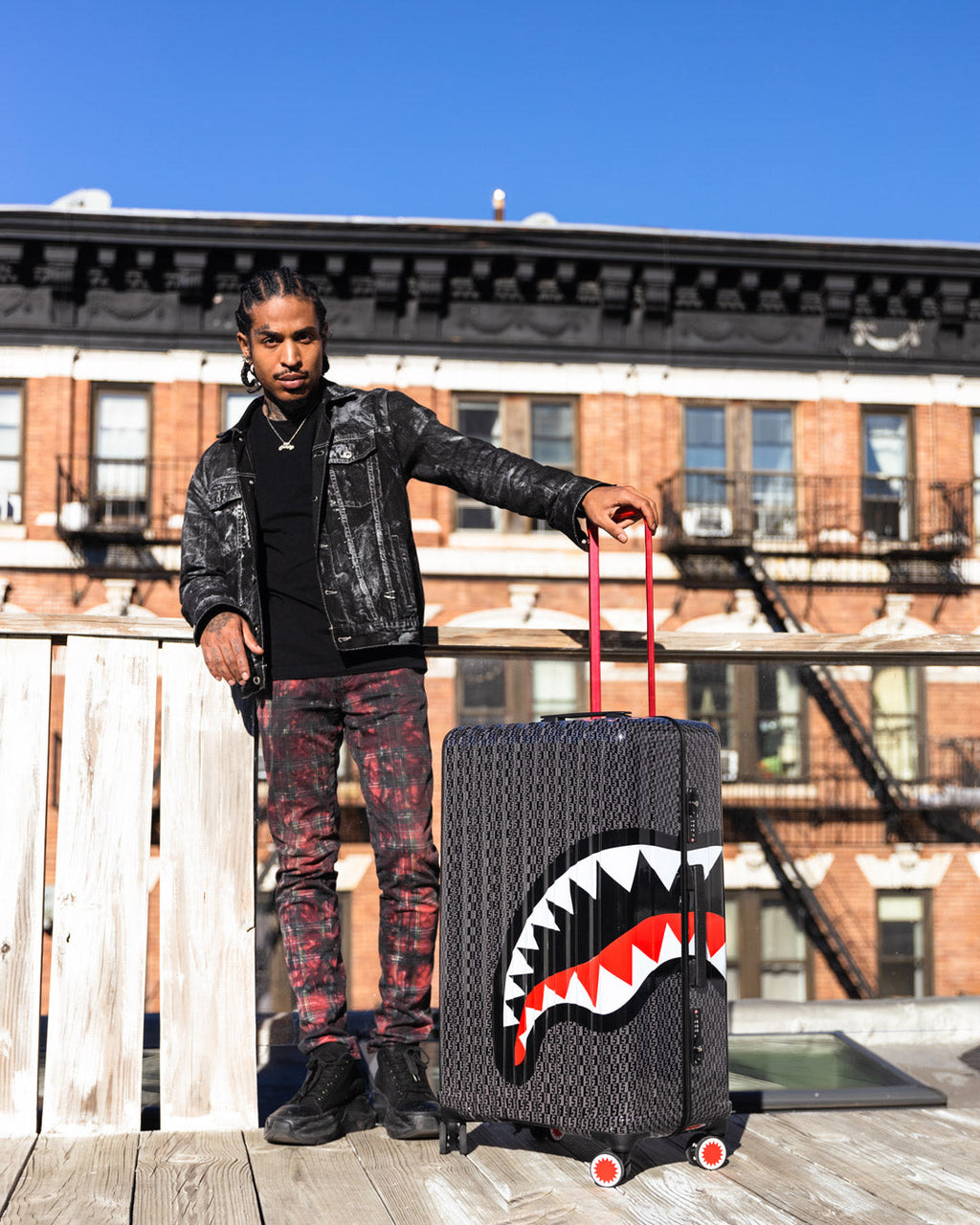 Limited Edition SPRAYGATTI REVV SHARKNAUTICS HARDSHELL FULL-SIZE LUGGAGE