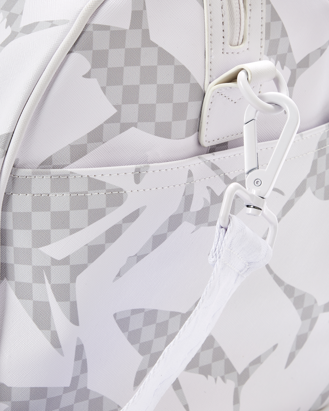 Limited Edition SHARK CHECK WHITE DUFFLE