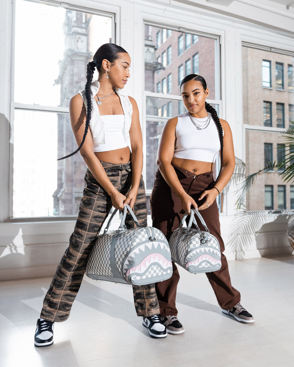 Limited Edition AIR TO THE THRONE JETSET DUFFLE