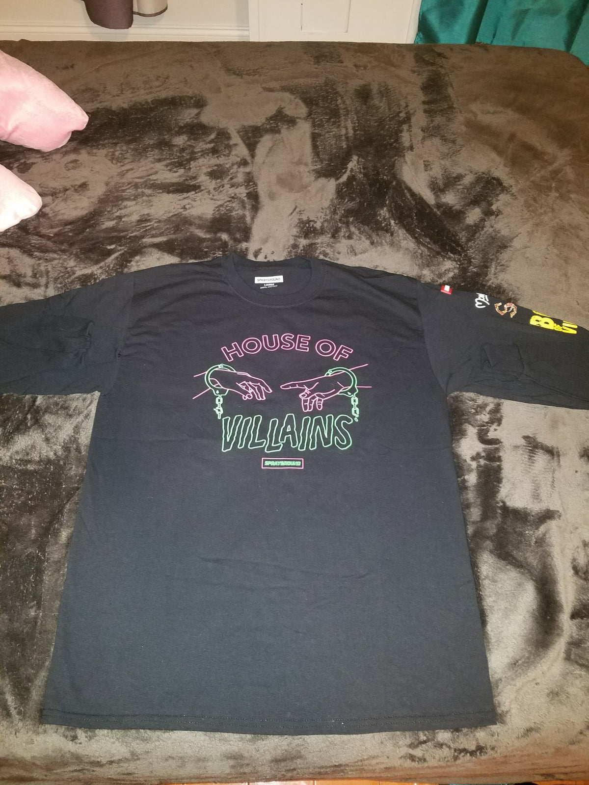 Limited Edition SANDFLOWER COLLABORATION VILLAINS LONG SLEEVE TEE