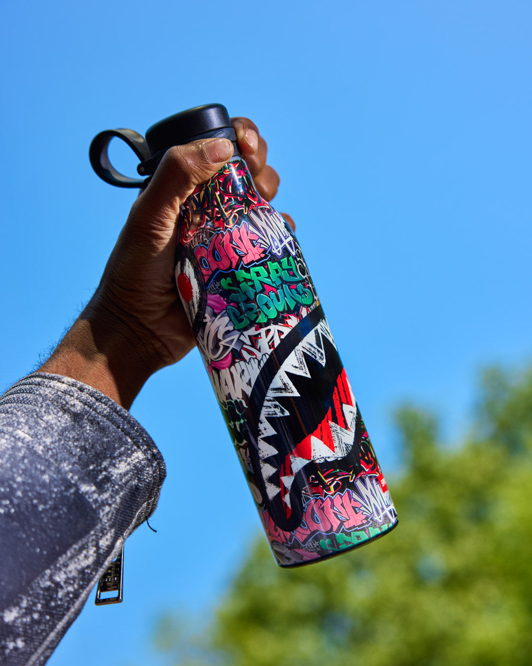 Limited Edition GRAFFITI REVEAL WATER BOTTLE