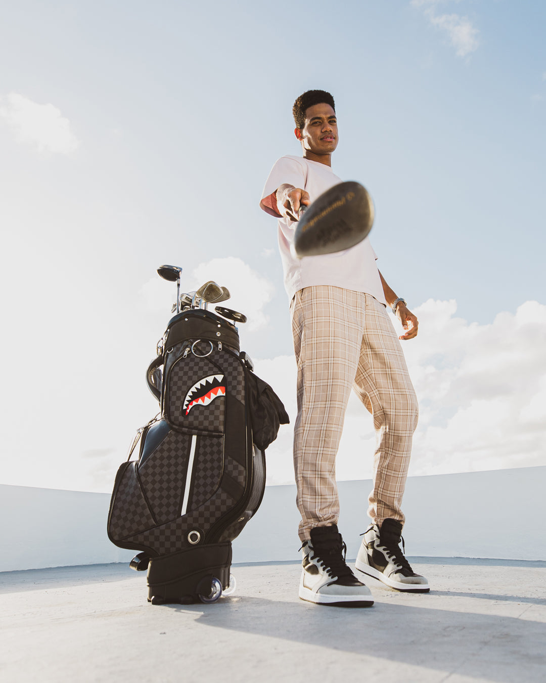 Limited Edition HENNY AIIR TO THE THRONE PRO GOLF BAG