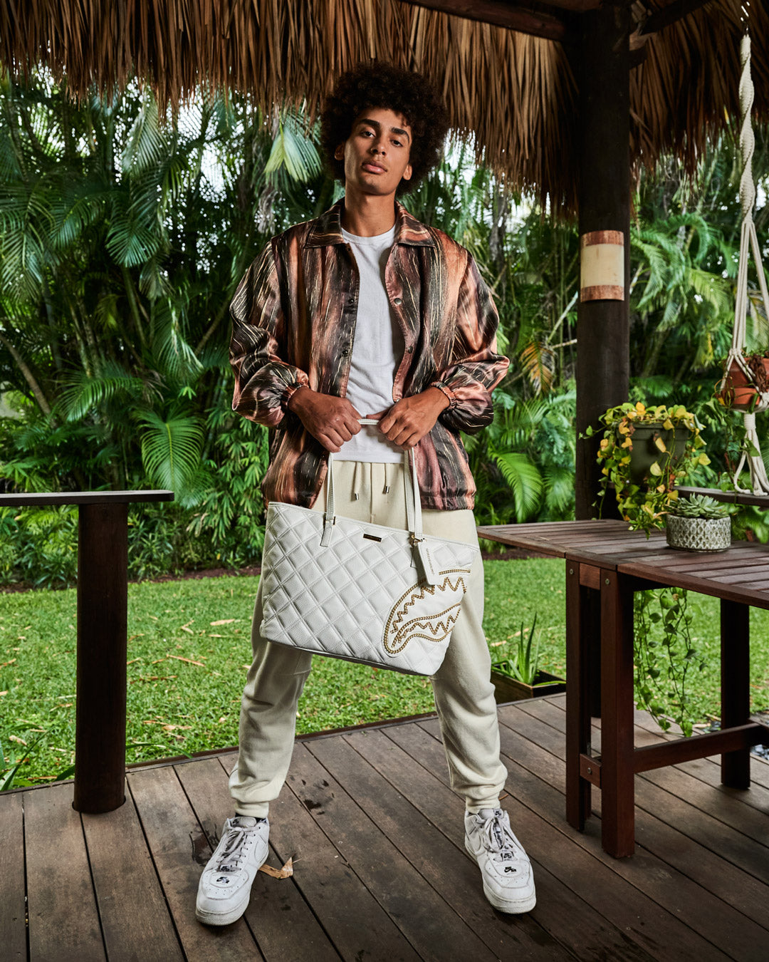 Limited Edition RIVIERA LE BLANC GOLD CHAIN SHARK TOTE