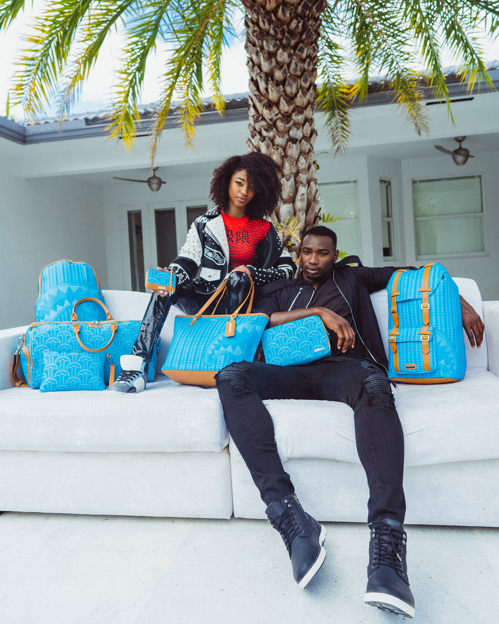 Limited Edition ILLUCHAINS TURQ TOTE