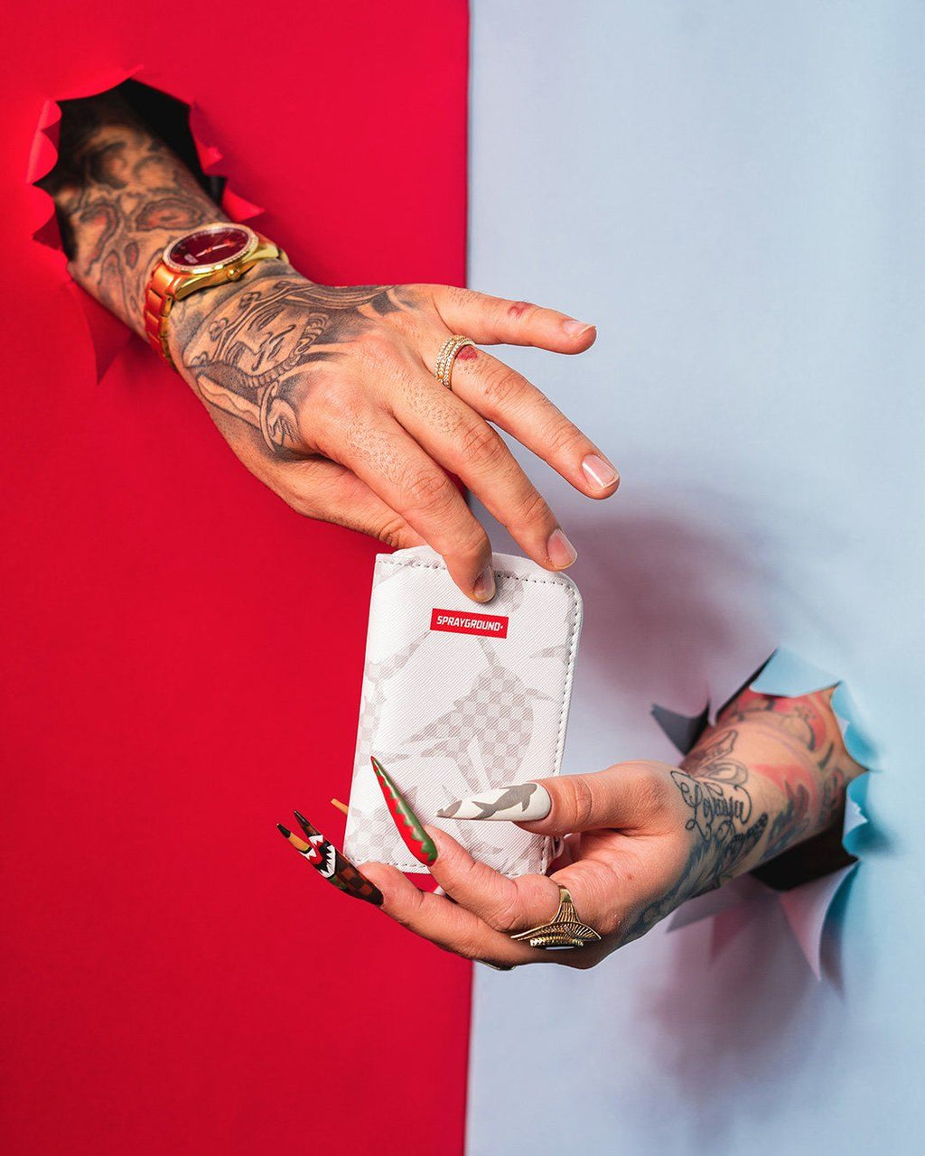 Limited Edition SHARK CHECK WHITE WALLET