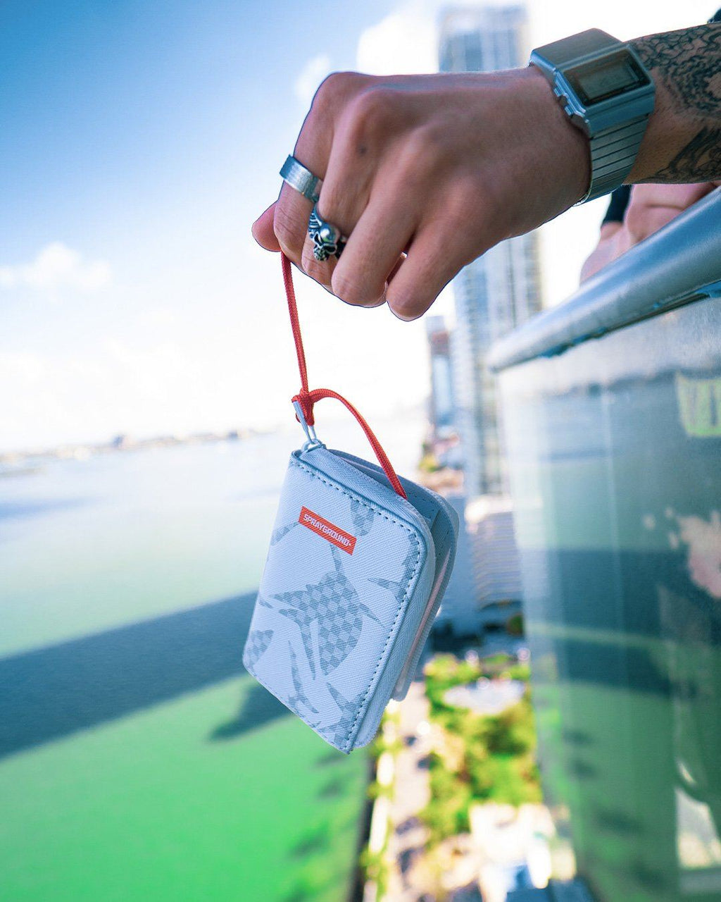 Limited Edition SHARK CHECK WHITE WALLET