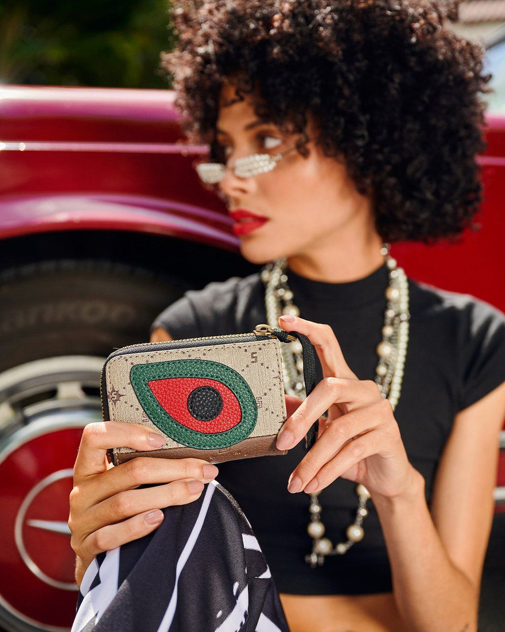 Limited Edition FIFTH AVENUE WALLET
