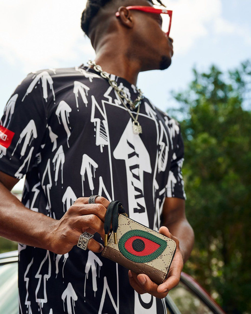 Limited Edition FIFTH AVENUE WALLET
