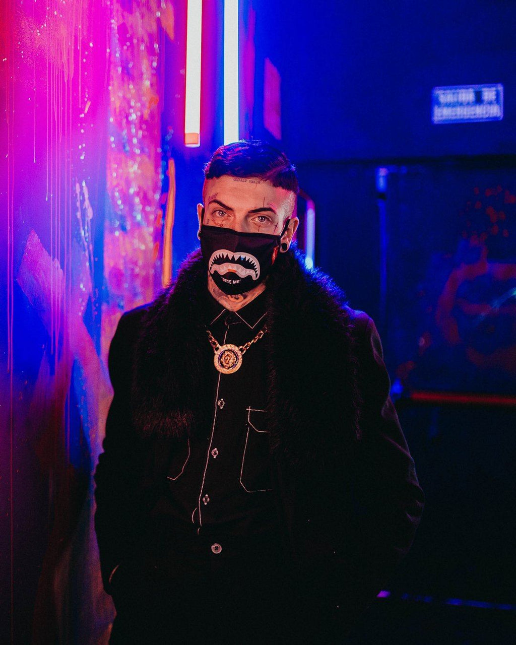 Limited Edition BITE ME SHARK BLK POLYESTER FACE MASK
