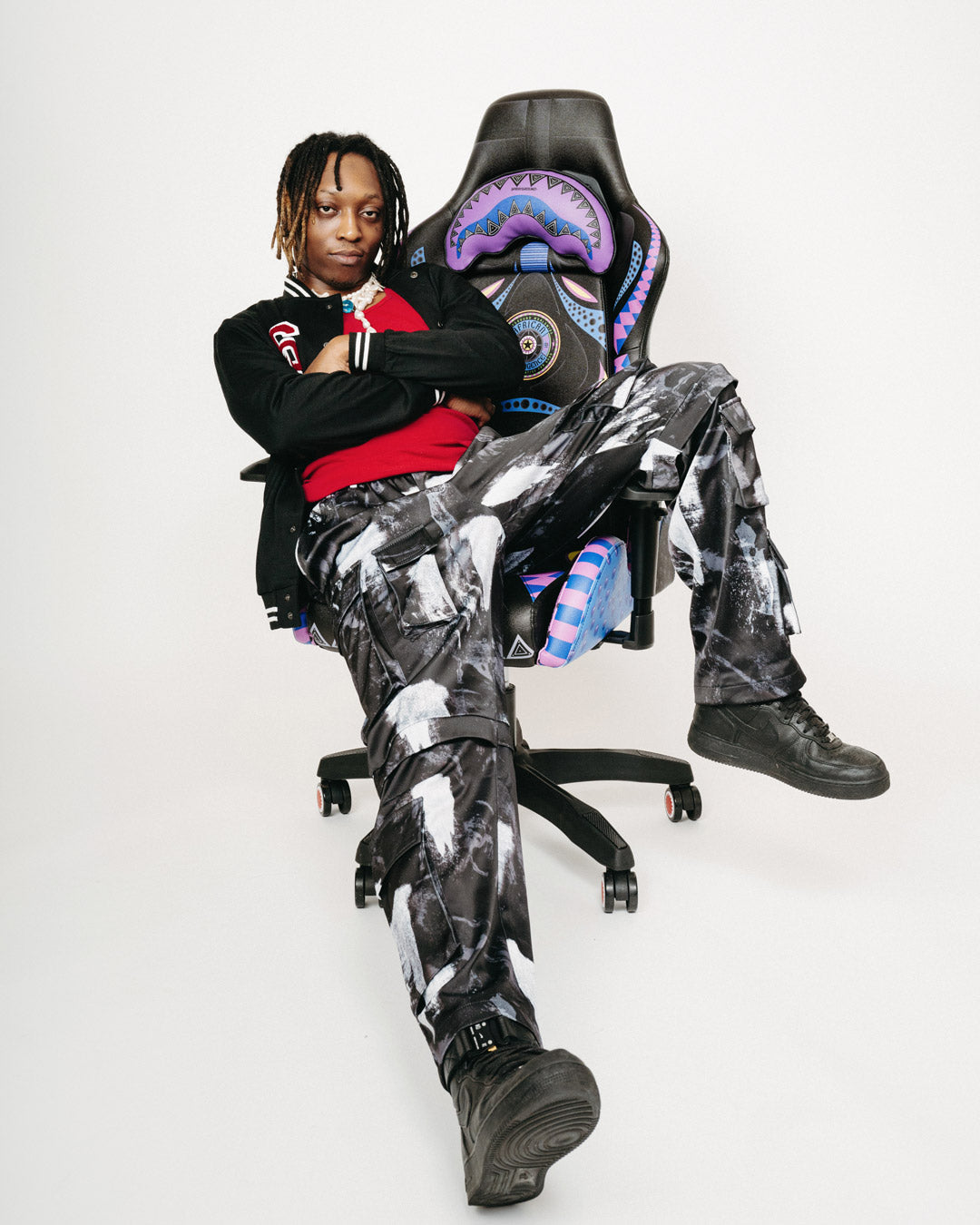 Limited Edition A.I. 12 BROOKLYN & BEYOND - SANDFLOWER COLLAB GAMING CHAIR
