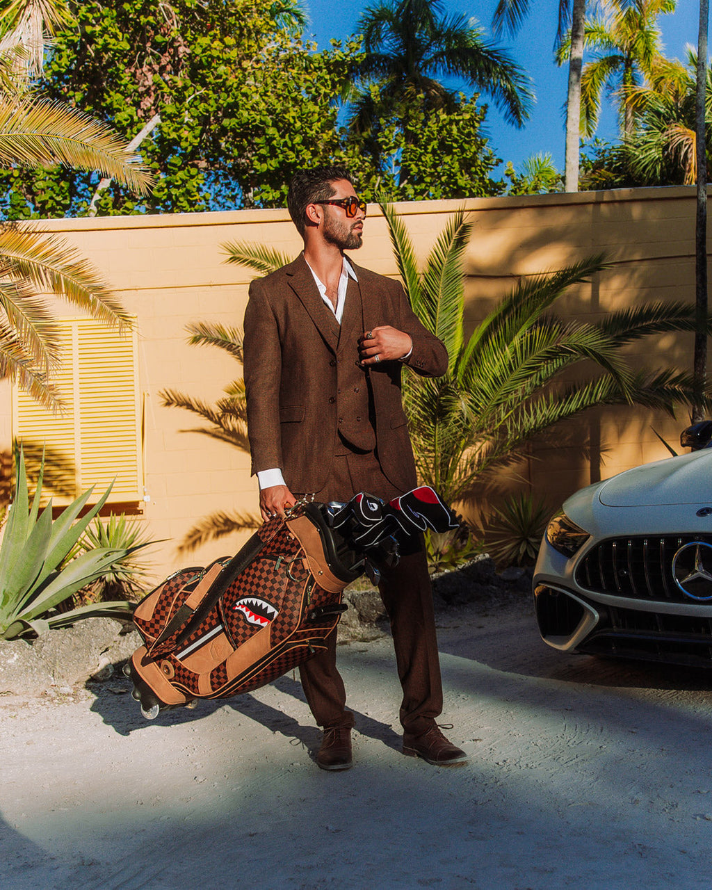 Limited Edition HENNYVILLE GOLF BAG