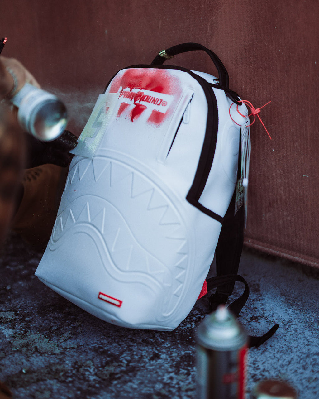 Limited Edition GRAFFITI ARTIST - DESIGN YOUR OWN BACKPACK - 9 STENCILS INCLUDED