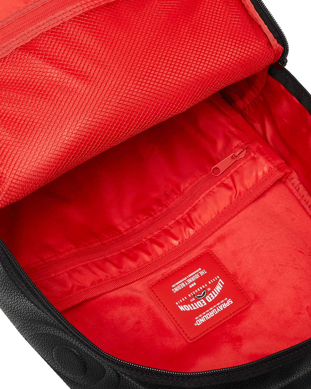 Limited Edition SHARK CENTRAL METRO HUNT BACKPCK