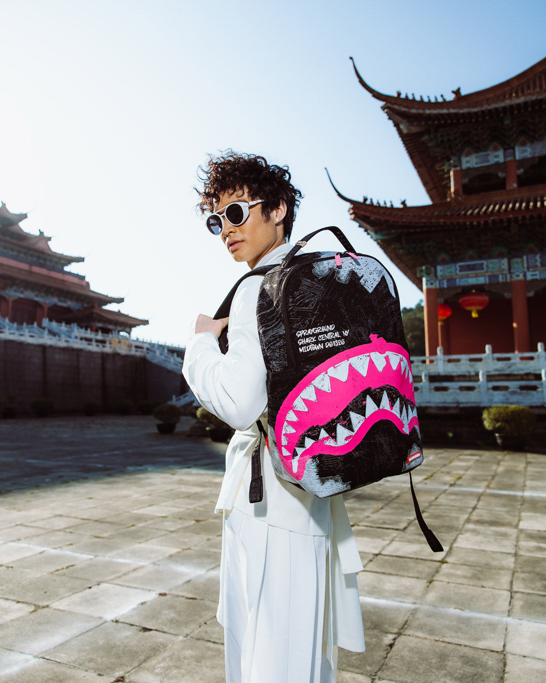Limited Edition SHARK CENTRAL ACRYLIC ART DLX COTTON BACKPACK