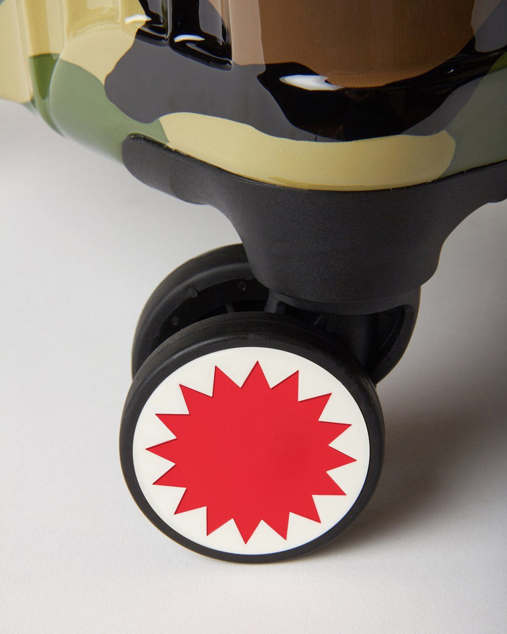 Limited Edition SHARKNAUTICS CAMO 29.5 FULL-SIZE LUGGAGE